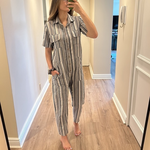 Anthropologie Pants - NWT DRA Arienne Chambray Jumpsuit size XS
